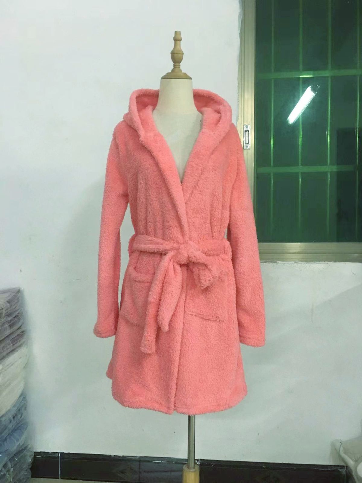 Women's Autumn And Winter Warm Plush Lace-Up Cardigan With Hood Mid-Length Coat_ecoleips.com