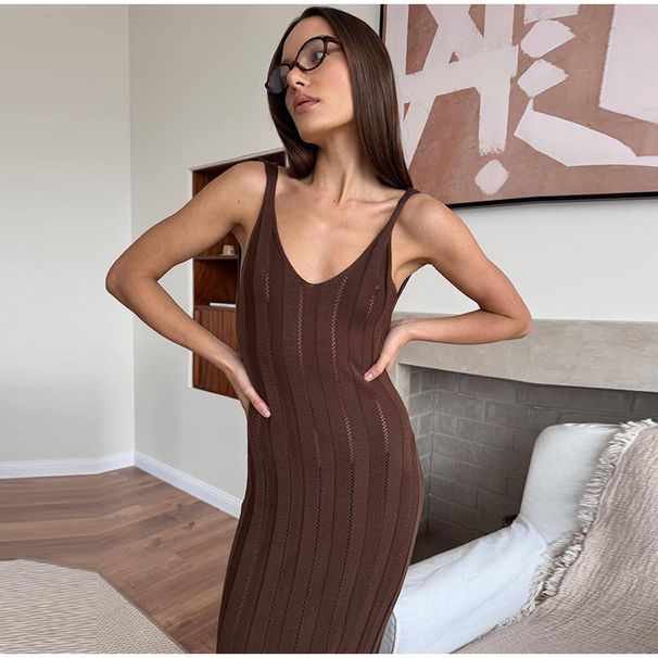 Elegant Solid Knitted Maxi Dress Women Sexy Backless Sleeveless Slim Lady Dresses 2024 New Chic Female Summer Beachwear Robes_ecoleips.com