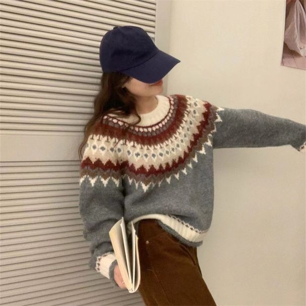 Dongdaemun-Inspired Chunky Knit Sweater – Jacquard Color-Block Pattern, Oversized Fit & Drop Shoulder Sleeves_ecoleips.com
