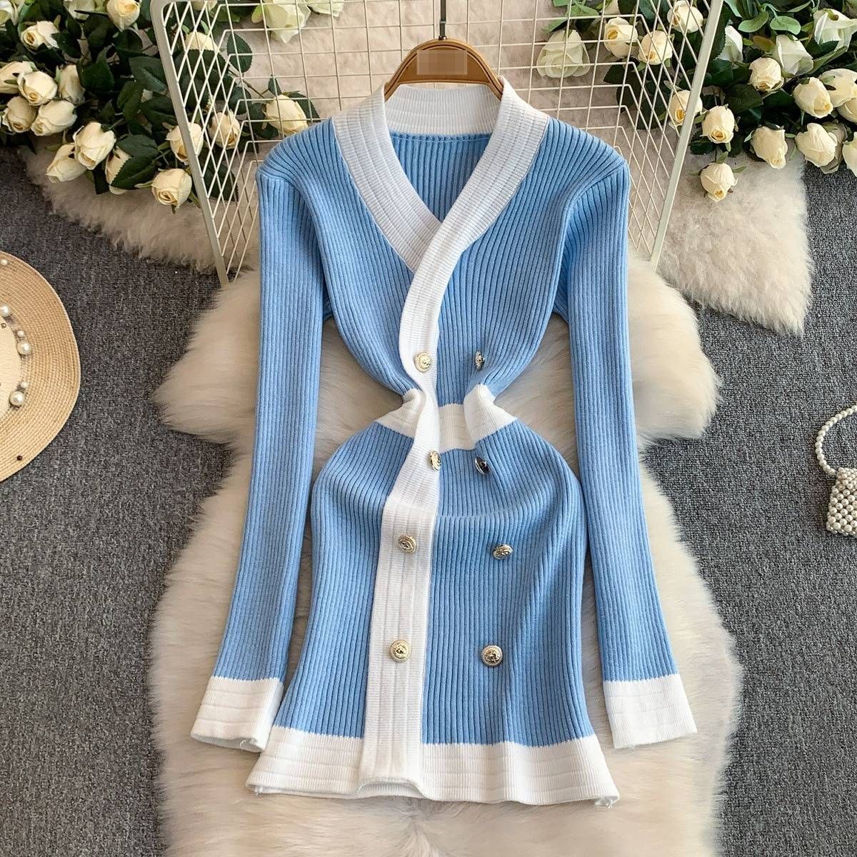 Petite V-Neck Color-Block Knit Dress – Double-Breasted Waist-Defining Midi Dress For Autumn | Elegant Office & Date Night Pullover_ecoleips.com