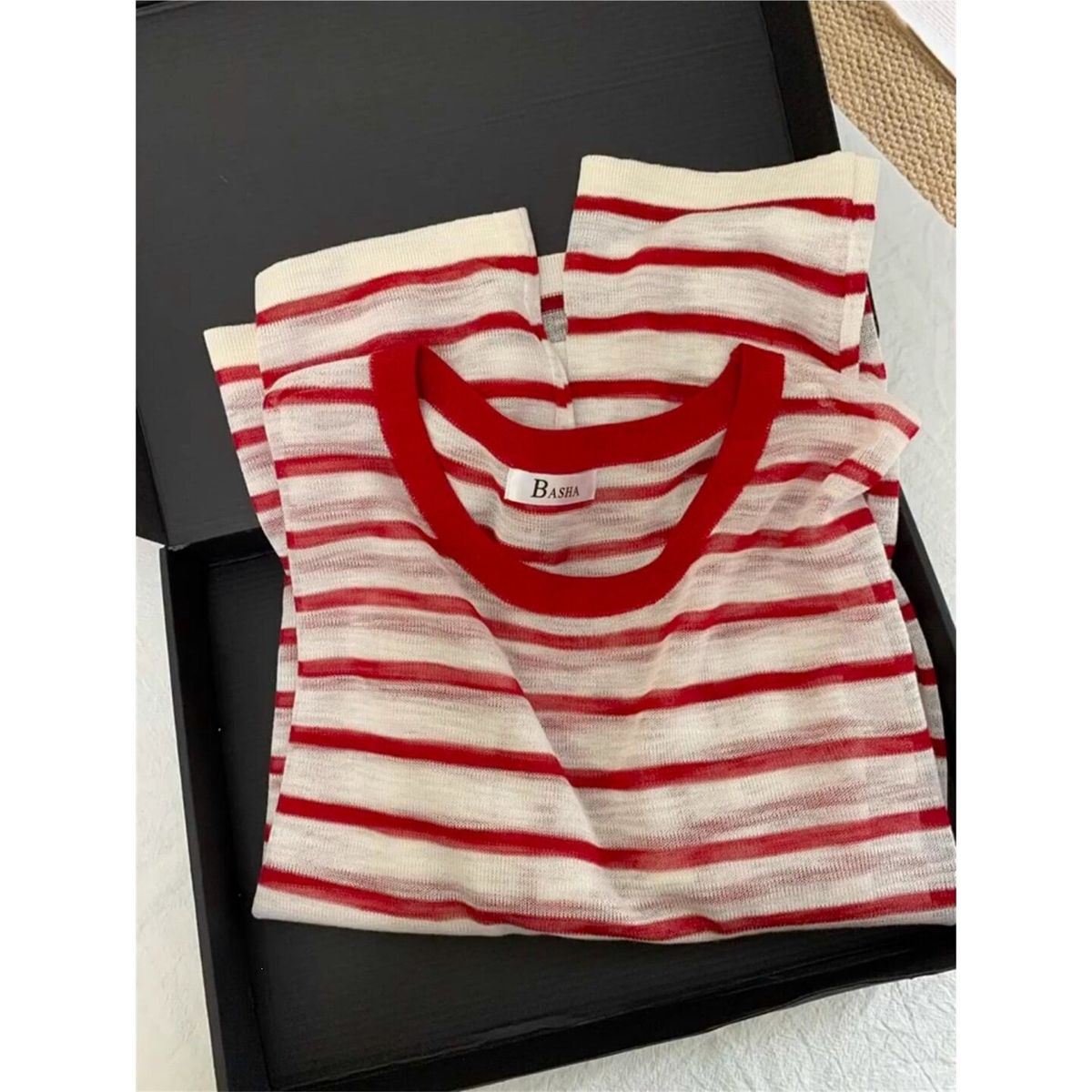 Super Stylish Red Striped Ice Silk Knitted Long-sleeve Sun Protection Shirt Women, Suitable For Early Autumn,_ecoleips.com