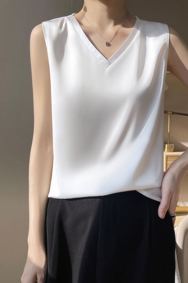 White Camisole For Women, Mulberry Silk Acetate Satin V-Neck Sleeveless Base Shirt, Blazer Inner Layer T-Shirt_ecoleips.com