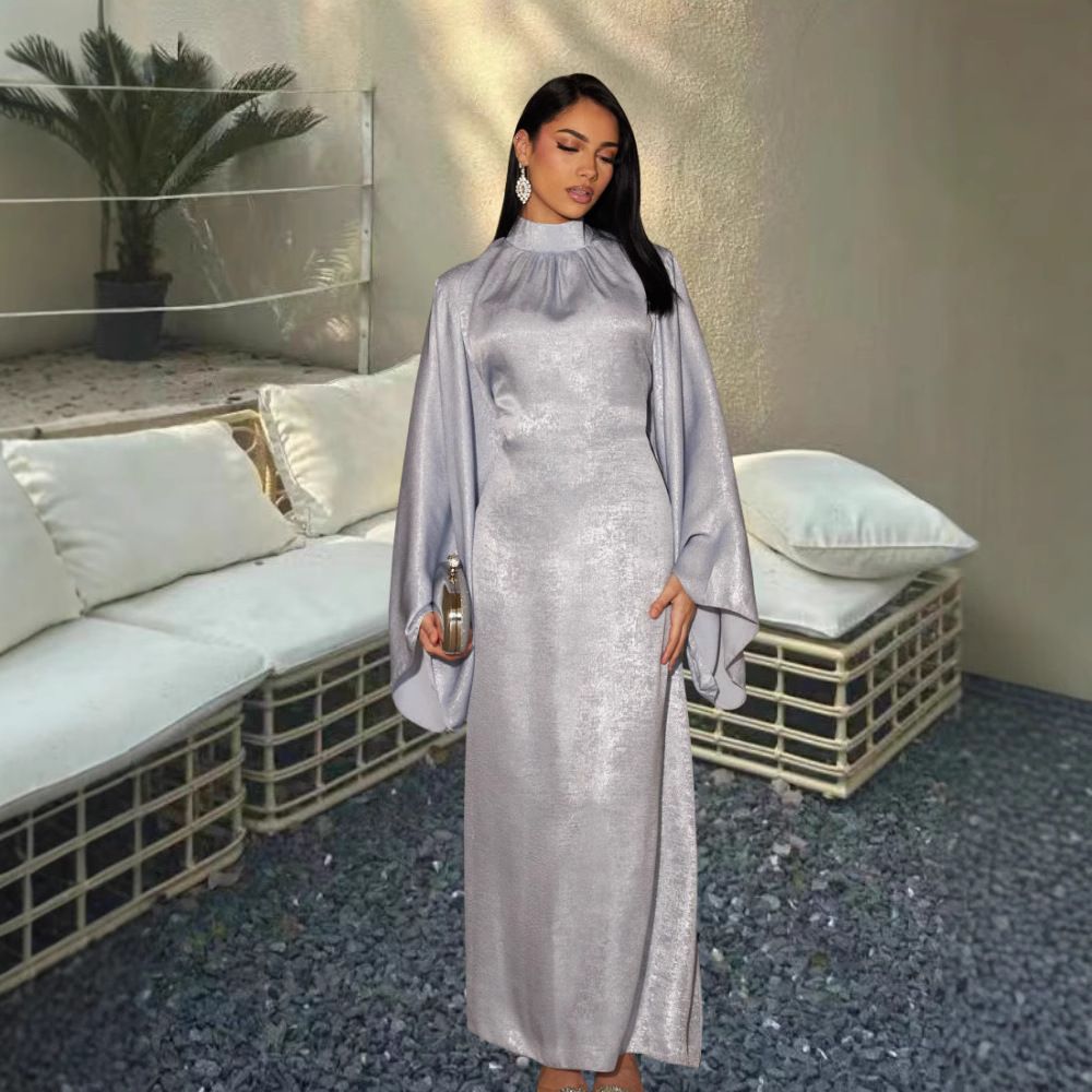 "Elegant Gold-Stamped Muslim Dress – Modest Pullover Robe With Semi-High Neck For Women"_ecoleips.com