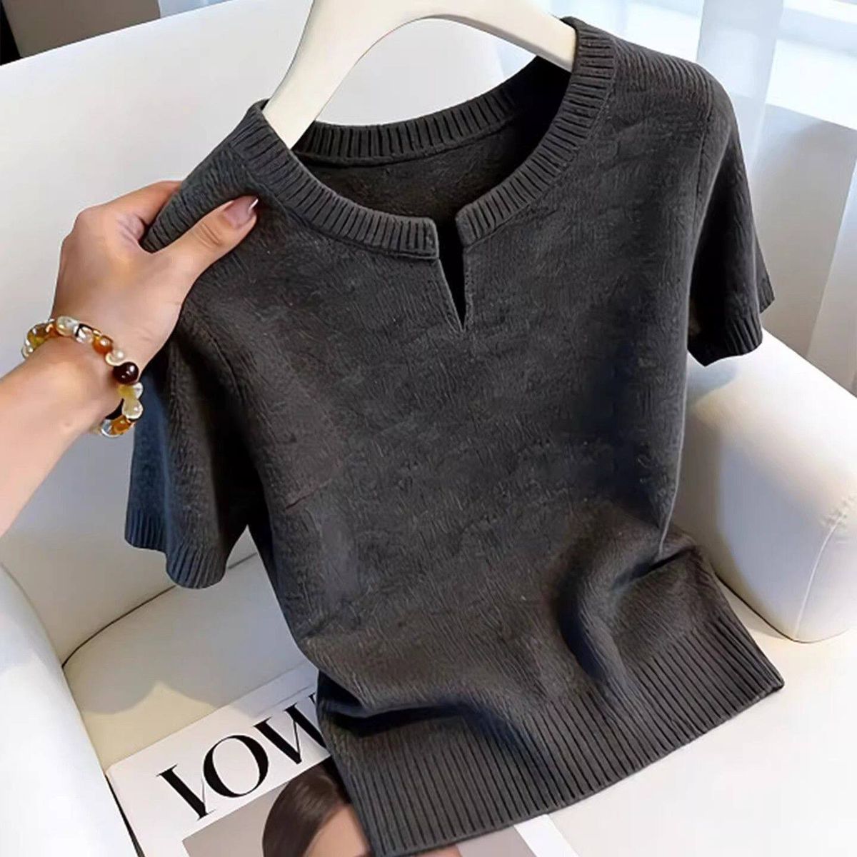 Gray Short Sleeved Knitted T-Shirt Casual Style High End Versatile Base Layer Top for Women New Summer 2026_ecoleips.com