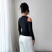 Autumn And Winter Asymmetrical Collar, One-Sided Off-The-Shoulder Metal Trim, Slimming Top_ecoleips.com