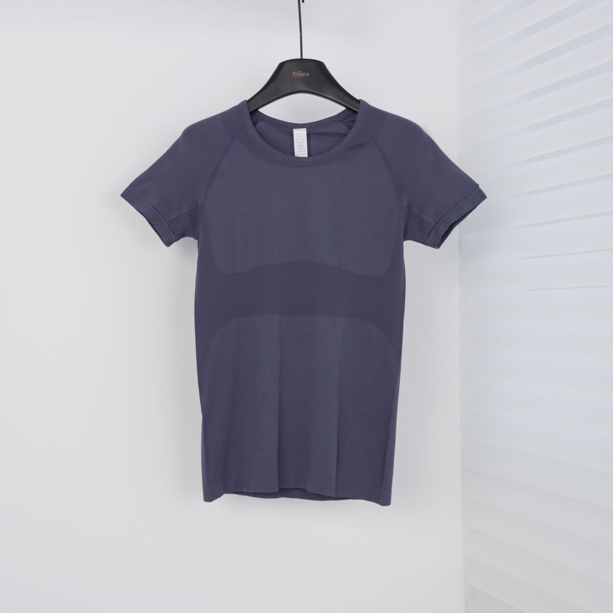 Performance Quick-Dry Women's T-Shirt – High-Stretch Running & Yoga Top (Breathable Activewear For Gym & Outdoor)_ecoleips.com