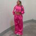 Women's Streetwear Hooded Crop Top & Slim Fit Joggers Set – Zip-Up Long Sleeve & High Waist Pants (S-L, Black & Hot Pink)_ecoleips.com