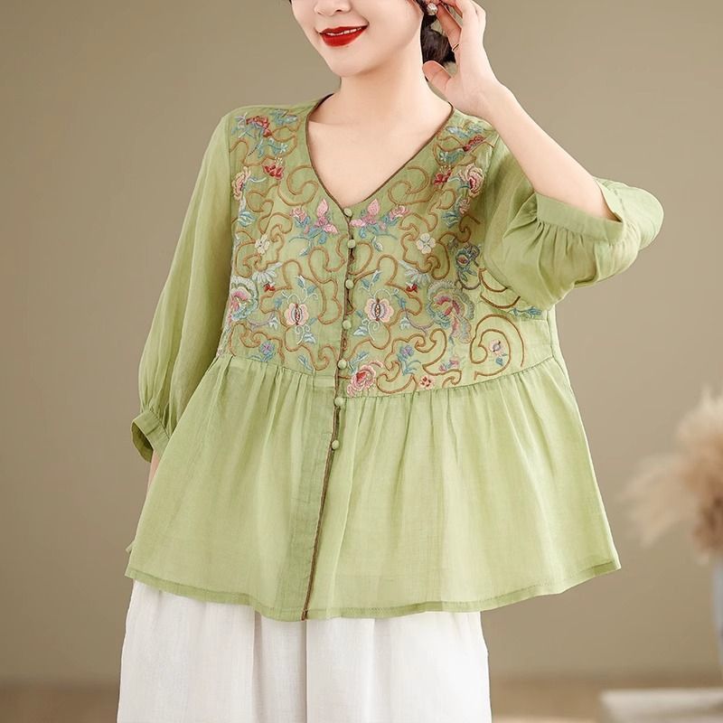 Summer Cultural-Themed Shirt With Traditional Embroidery Design; Loose-Fitting Style That Flatters The Figure; V-Neck De_ecoleips.com