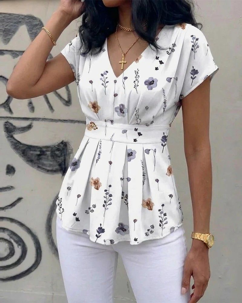 Women's Floral V-Neck Blouse Soft Polyester Top with Feminine Floral Print for Vacation_ecoleips.com