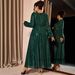 Elegant Plus Size V-Neck Evening Dress For Women - Long Sleeve A-Line Formal Gown For Wedding & Special Occasions_ecoleips.com