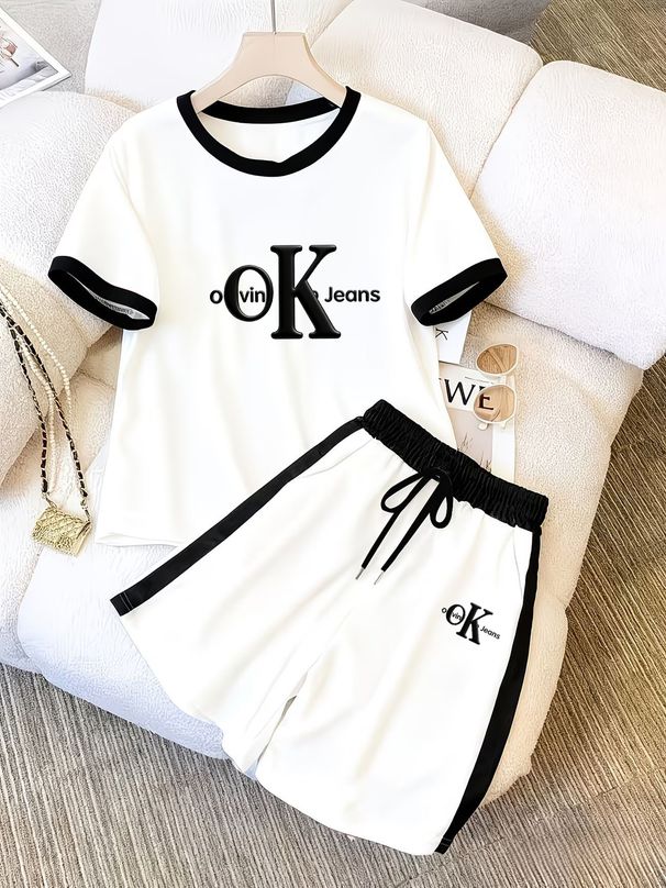 Women's Printed Short-Sleeve Tee & Shorts Set - Korean-Inspired Slim Fit Outfit For Summer-12_ecoleips.com