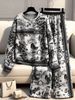 Women's Casual Style Autumn Winter Ink Painting Print Top And Bottom Set Christmas Theme_ecoleips.com