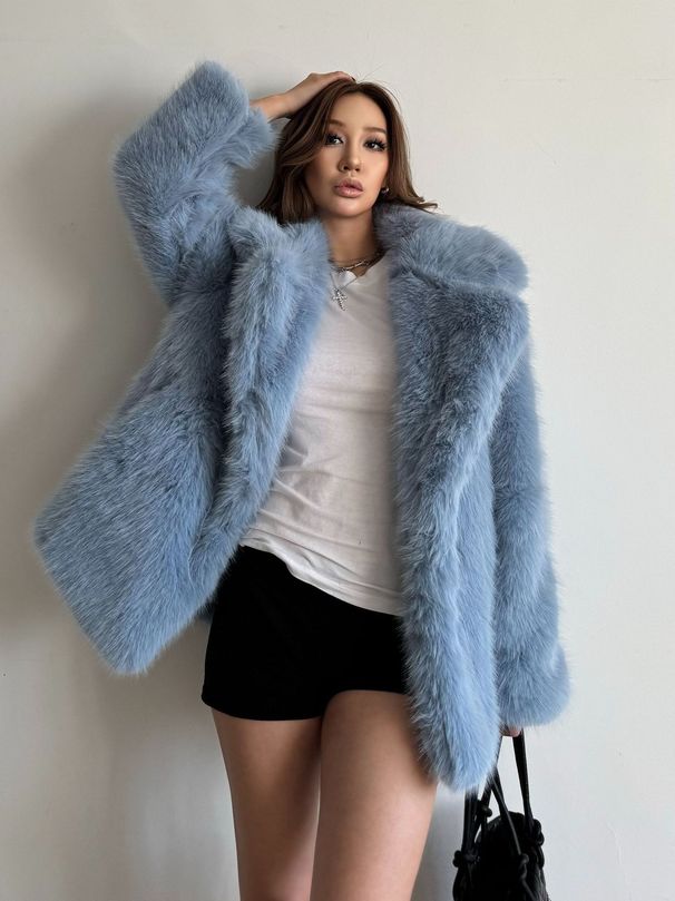 Women’s Faux Fur Coat – Mid-Length Winter Jacket With Notched Lapel (S/M/L, Peacock Blue/Lemon Yellow)_ecoleips.com