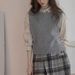 Dailyar "Cloud Toca" Round Neck Cable Knit Knitted Vest With Back Slit_ecoleips.com