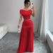 Women's Clothing 2025 Summer New Solid Color Off-Shoulder Top With Waist-Cinching Pleated Patchwork Skirt Two-Piece Set_ecoleips.com