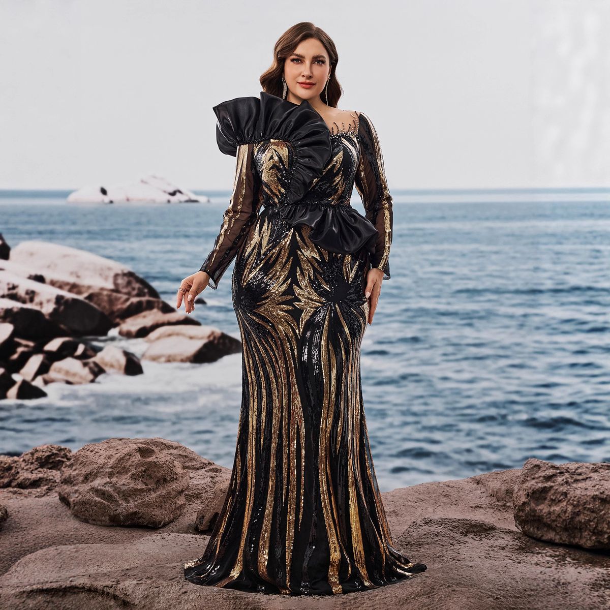 Elegant European American Long Sleeved Sequined Embroidered Mermaid Evening Gown Ruffled Beaded Formal Dress for Women_ecoleips.com