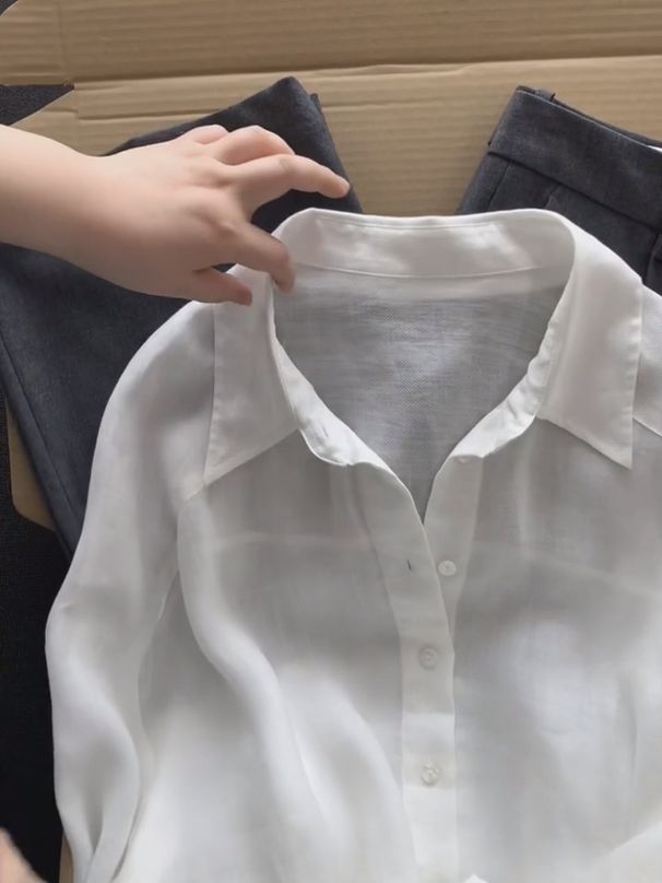 Premium Linen Shirt For Women - Breathable White & Raspberry Pink Blouse With Polo Collar & Relaxed Fit_ecoleips.com