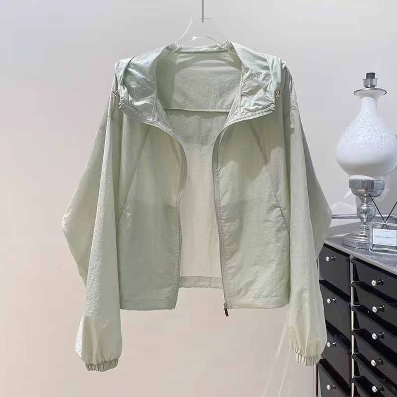 2026 New Summer Women's Korean Hooded Sunscreen Clothing Small Explosive Loose Casual Breathable Thin Jacket_ecoleips.com
