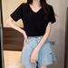 French-Style Laid-Back V-Neck T-Shirt With Exposed Collarbone For Women, A New Summer Collection Of Loose And Slimming O_ecoleips.com