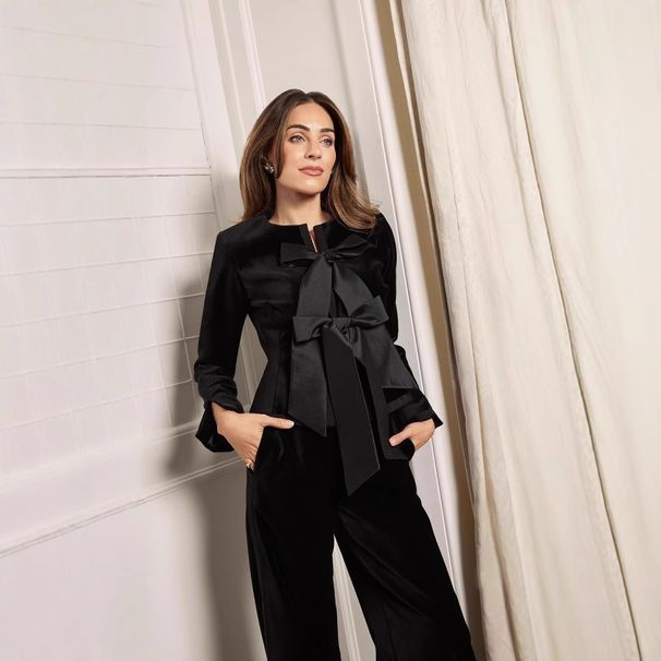 Women's Clothing Black Bow Temperament Suit_ecoleips.com