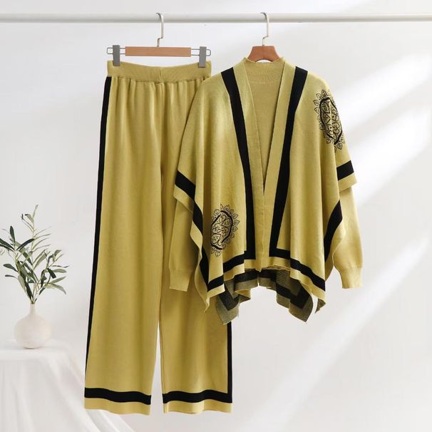 Women's Modal Knit Three-Piece Set – Oversized Cape Top & Wide-Leg Pants (One Size, Geometric Print, Minimalist Chic)_ecoleips.com