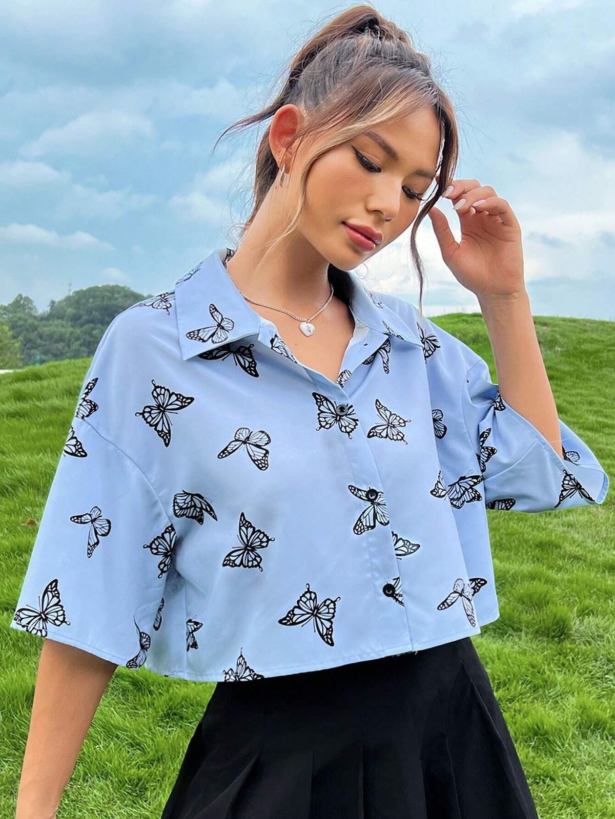 Butterfly Print Short Sleeve Shirt For Women, Lightweight Loose Fit Casual Blouse, Button Down Summer Top_ecoleips.com