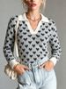 Women Soft Skin-Friendly Breathable Heart Print Knit Top Contrast Polo V Neck Long Sleeve Oversized Loose Fuzzy Knit Sweater_ecoleips.com