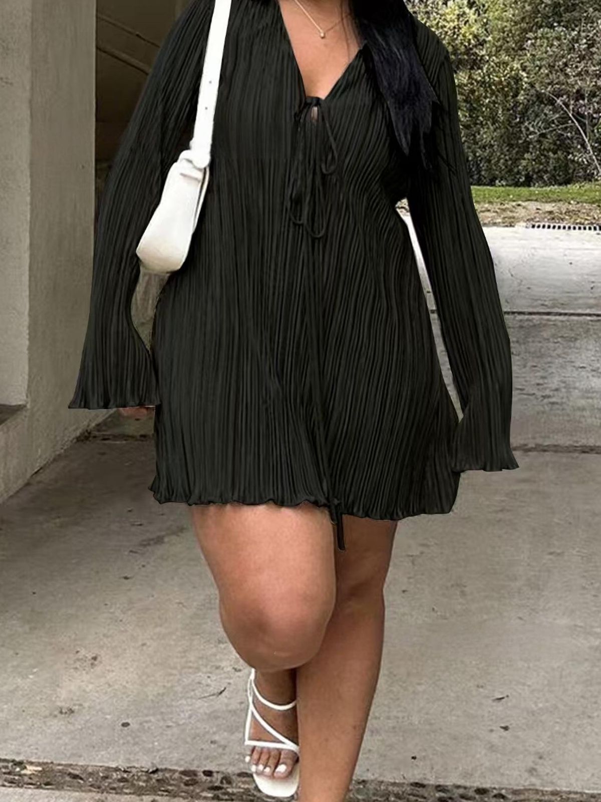 Plus-Size V-Neck Wrap Dress With Flared Sleeves – Elegant & Casual Midi Dress For Women (0XL-5XL, Pure Color & Street Style)_ecoleips.com