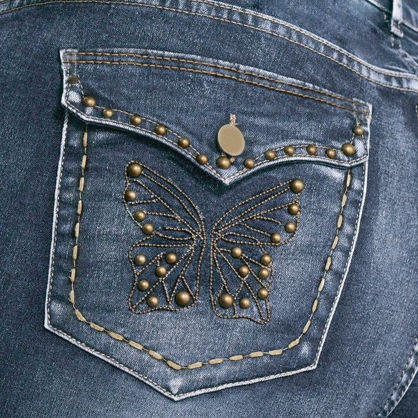 Women's Butterfly Studded Flared Jeans Dark Blue Washed Distressed Vintage plus Size Clothes Factory Direct Wholesale_ecoleips.com