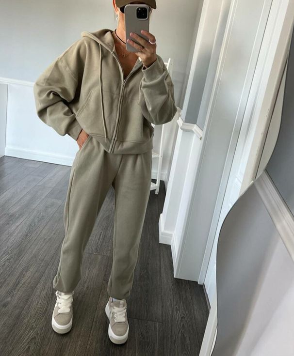 Women's Clothing Solid Color Long Sleeved Zipper Hoodie Elastic Lace Up Pants Two Piece Set_ecoleips.com