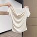 A Short-Sleeved Top Made Of Modal Fabric With A Bold, Sensual Design Featuring A "Dashing Collar" Style; Perfect For Wom_ecoleips.com
