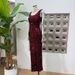 "Elegant Sequin Stretch Dress With High Slit - Sophisticated Thai-Inspired Party Gown For Women"_ecoleips.com