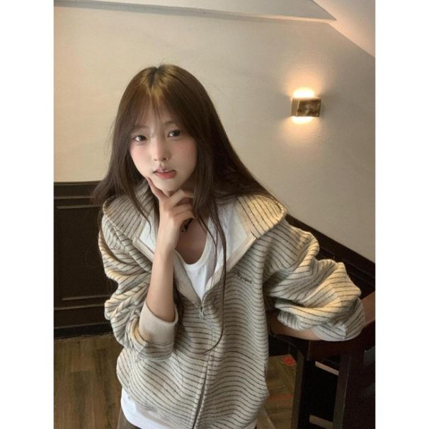 Korean-Style Embroidered Striped Hoodie – Oversized Slim-Fit Zip-Up Sweatshirt For Women (S/M/L/XL, Beige/Black)_ecoleips.com
