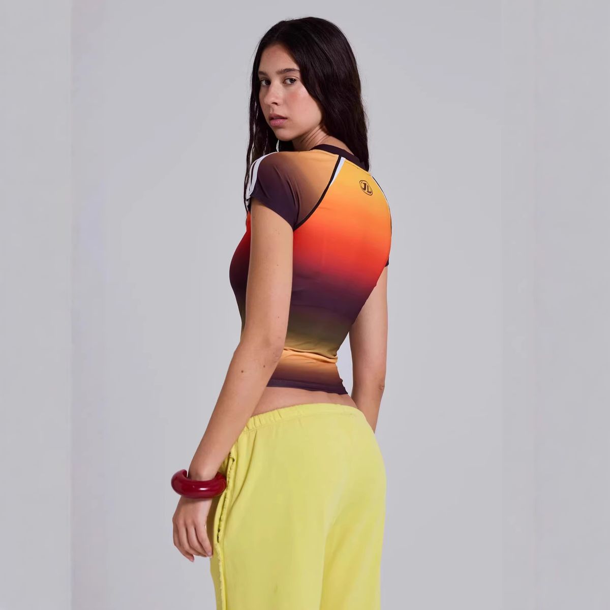 Y2k Retro Graphic Tee – V-Neck Cropped Short Sleeve Top, Fitted Polyester Blend, Trendy Letter Print, Streetwear & Gym Style (S-L)_ecoleips.com