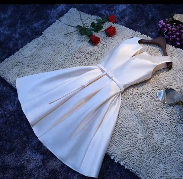 New Elegant White Sister Group Bridesmaid Dress Slim Evening Dress Annual Meeting Small Dress_ecoleips.com
