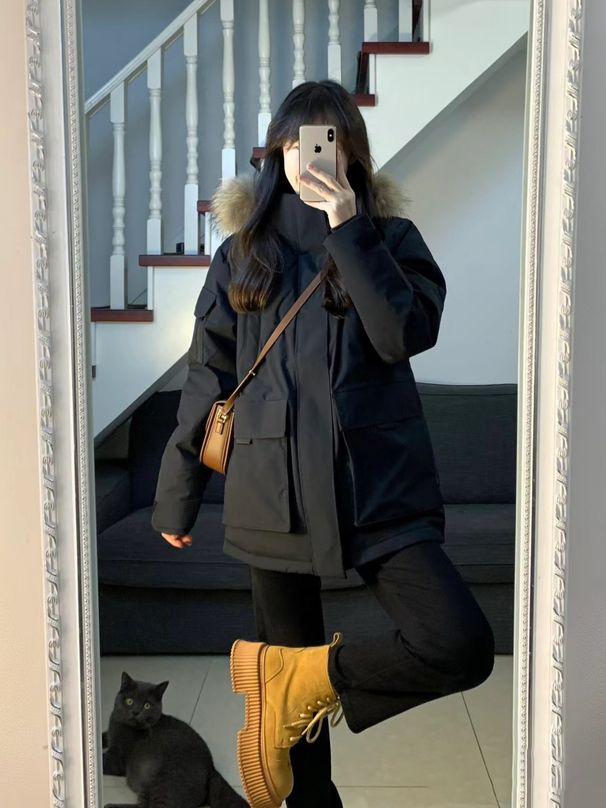 girl American Style High-End Quilted Jacket Thickened Black Hooded Coat For Women 2025 New Down Cotton Parka_ecoleips.com
