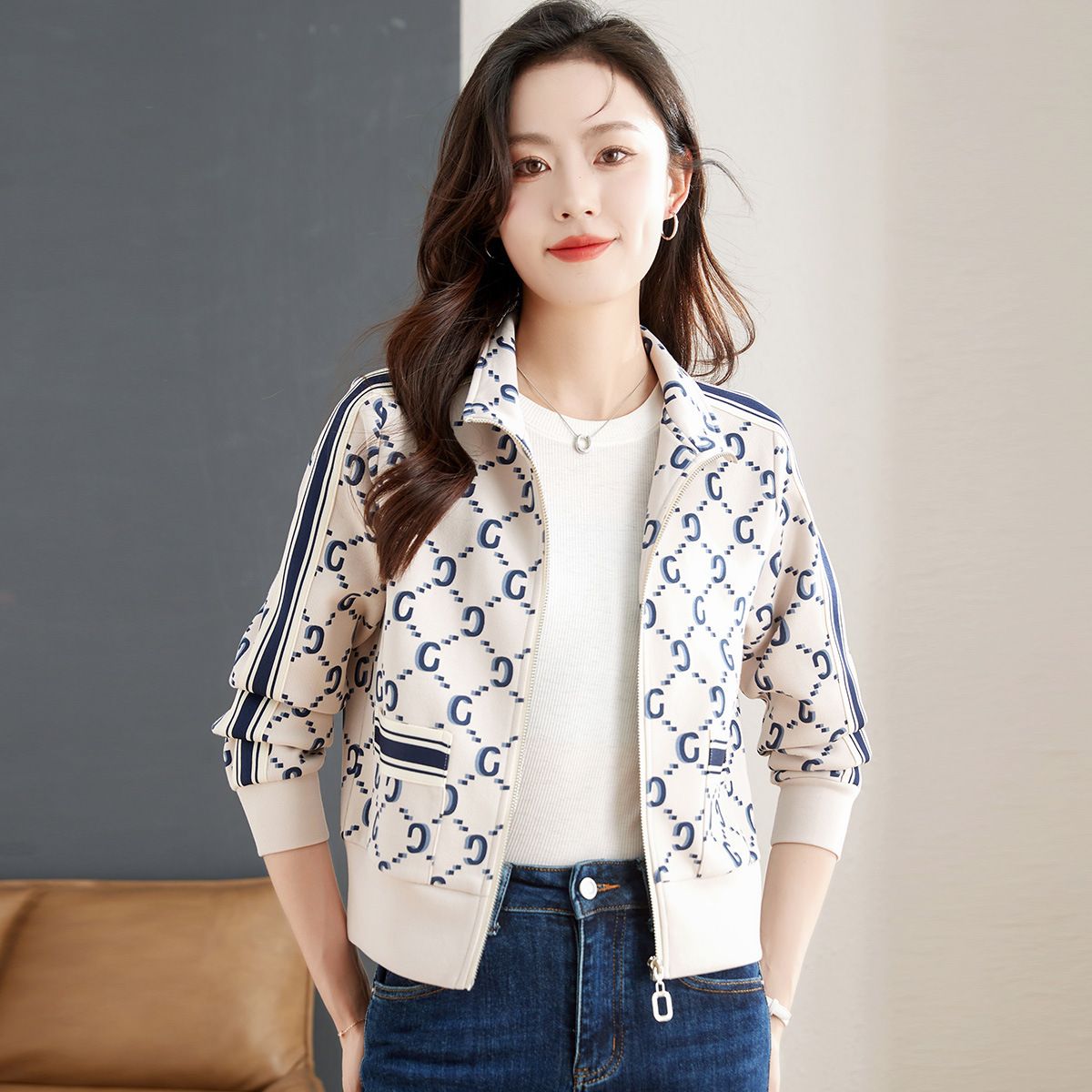 Stand Collar Sweatshirt For Women, Spring And Thin Style, 2025 New Autumn Women's Fashion, Petite Top, Long Sleeve Short_ecoleips.com