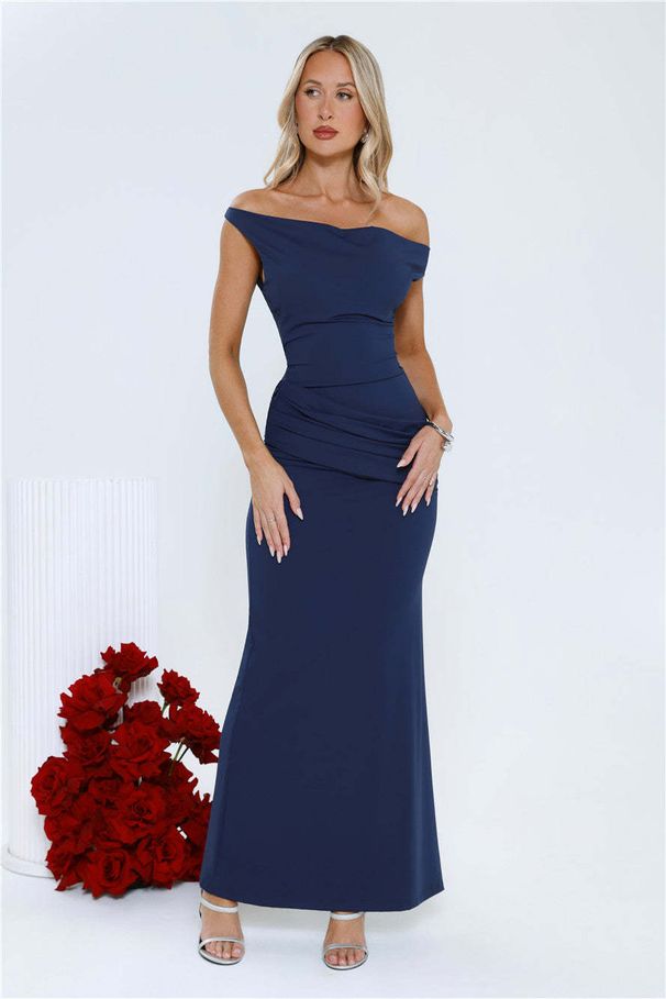 Women Fashion Elegant One Shoulder Straight Neck Slim Fit Hip Wrapped Bodycon Long Dress Casual Party Cocktail Daily Wear Maxi Dress_ecoleips.com