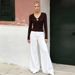 Voya Foreign Trade European And American Retro Brown V-neck Long-sleeve Top For Women With Buckle Design, Slim-fit Pleated_ecoleips.com