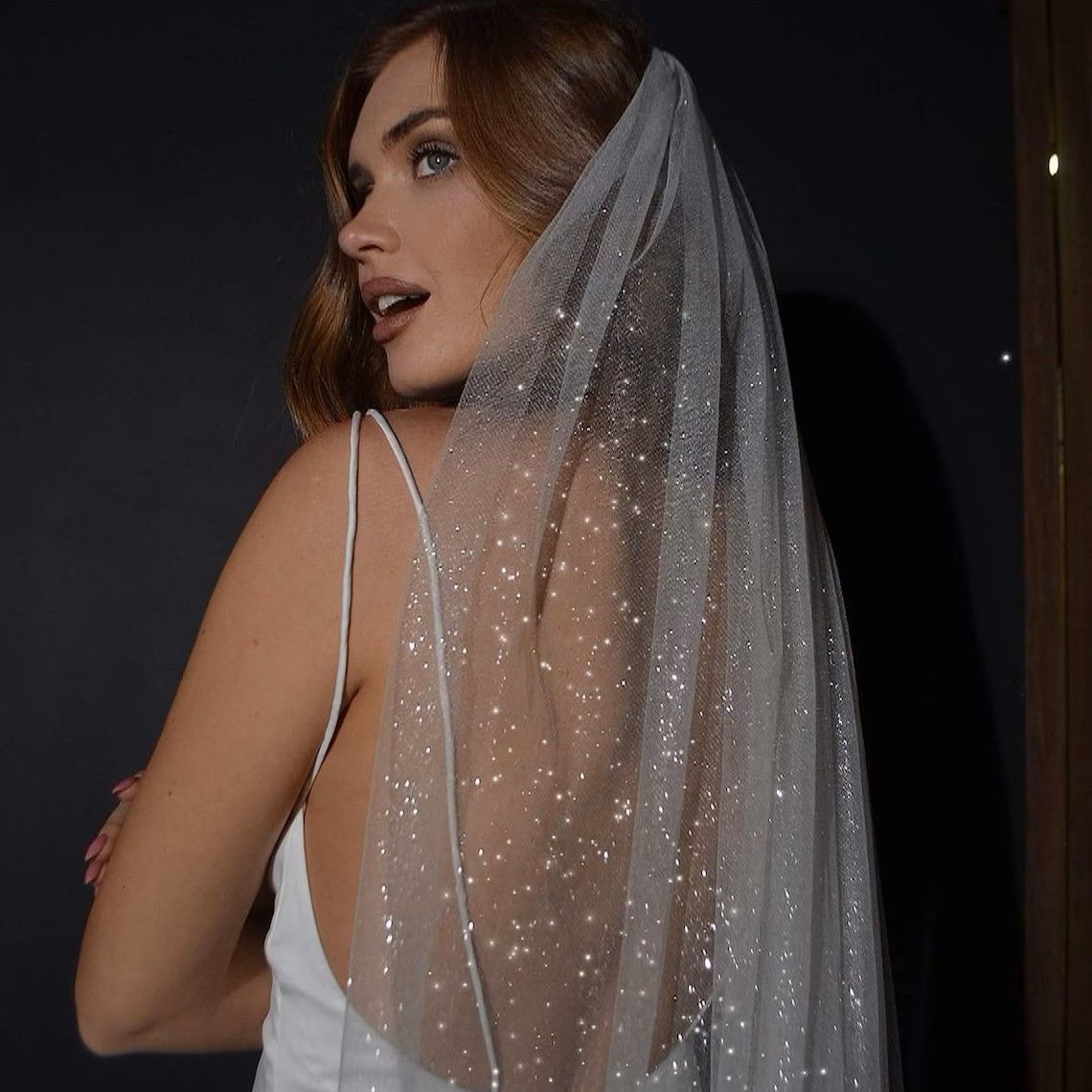 Sparkling Bridal Veil With Comb – Gold Starry Tulle Wedding Headpiece In Multiple Lengths (75cm To 500cm)_ecoleips.com