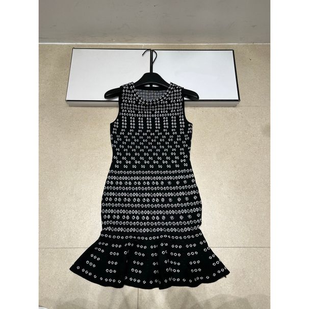 Trendy Brand Knitted Pattern Sleeveless Tank Top Fishtail Skirt Slim-Fit Versatile Women's Dress 2026 Summer New Style_ecoleips.com