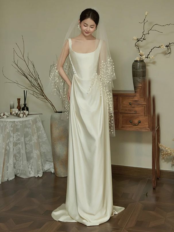 French Style Satin Light Strapless Wedding Dress Empress Dowager High End White Forest Going out Reception Dress for Women_ecoleips.com