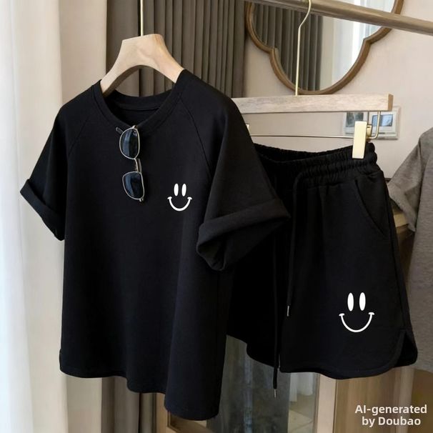 Smiley Face Casual Sportswear Set For Women Summer Loose Fit Two Piece Stylish And Youthful_ecoleips.com