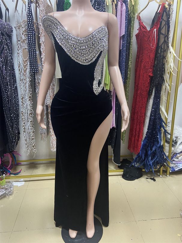 Women's Clothing Rhinestone Design High Slit One Shoulder Sleeveless Black Dress Celebrity Dinner Red Carpet Dress_ecoleips.com