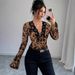European American Cross-border 2026 Spring New Women's V-neck Lace And Mesh Bell-sleeve T-shirt Top_ecoleips.com