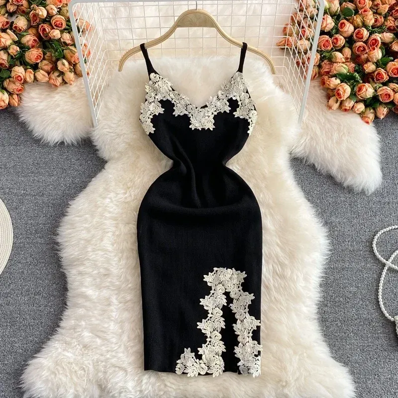 2024 Sexy Backless Lace Patchwork Knitted Split Summer Dress Women Black Mini Party Dress Bodycon Sheath Night Club Outfits_ecoleips.com