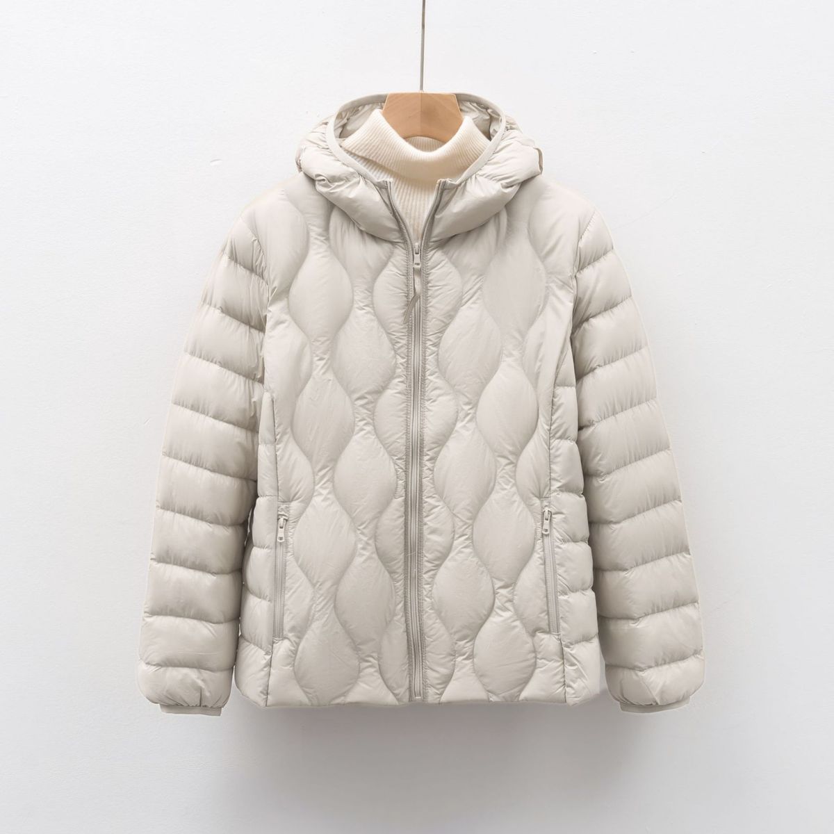 Pinghu Chixin 90 National Standard Autumn Winter New Lightweight Down Jacket Wave Pattern Women's Hooded Coat_ecoleips.com
