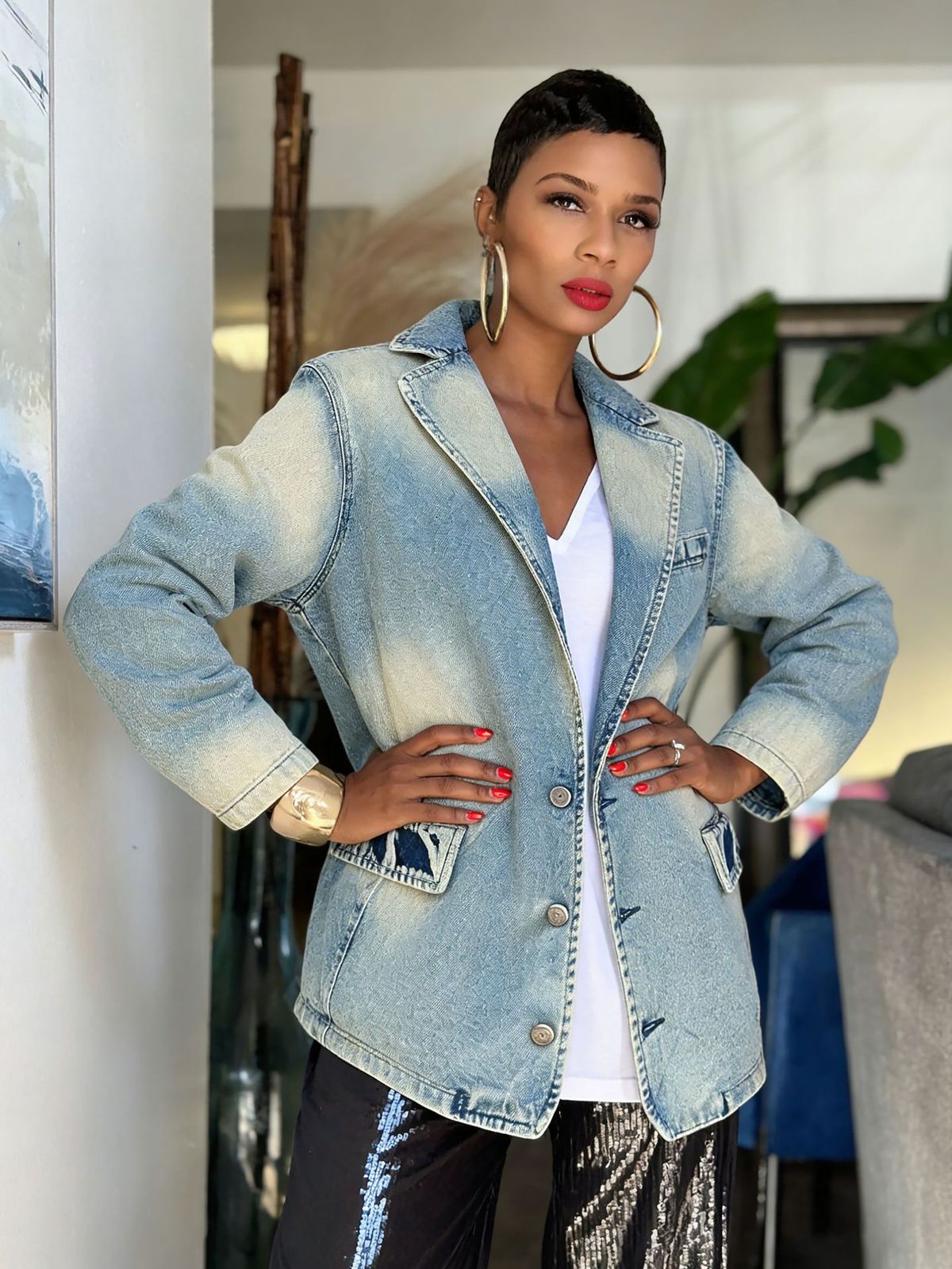 Women's Retro Distressed Washed Denim Jacket Light Blue Solid Workwear Style Patchwork Details Spring/Autumn_ecoleips.com