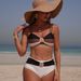 Women's Scallop Trim Bikini Set – Sexy Two-Piece Swimwear With Underwire & Padded Cups, Solid Color_ecoleips.com