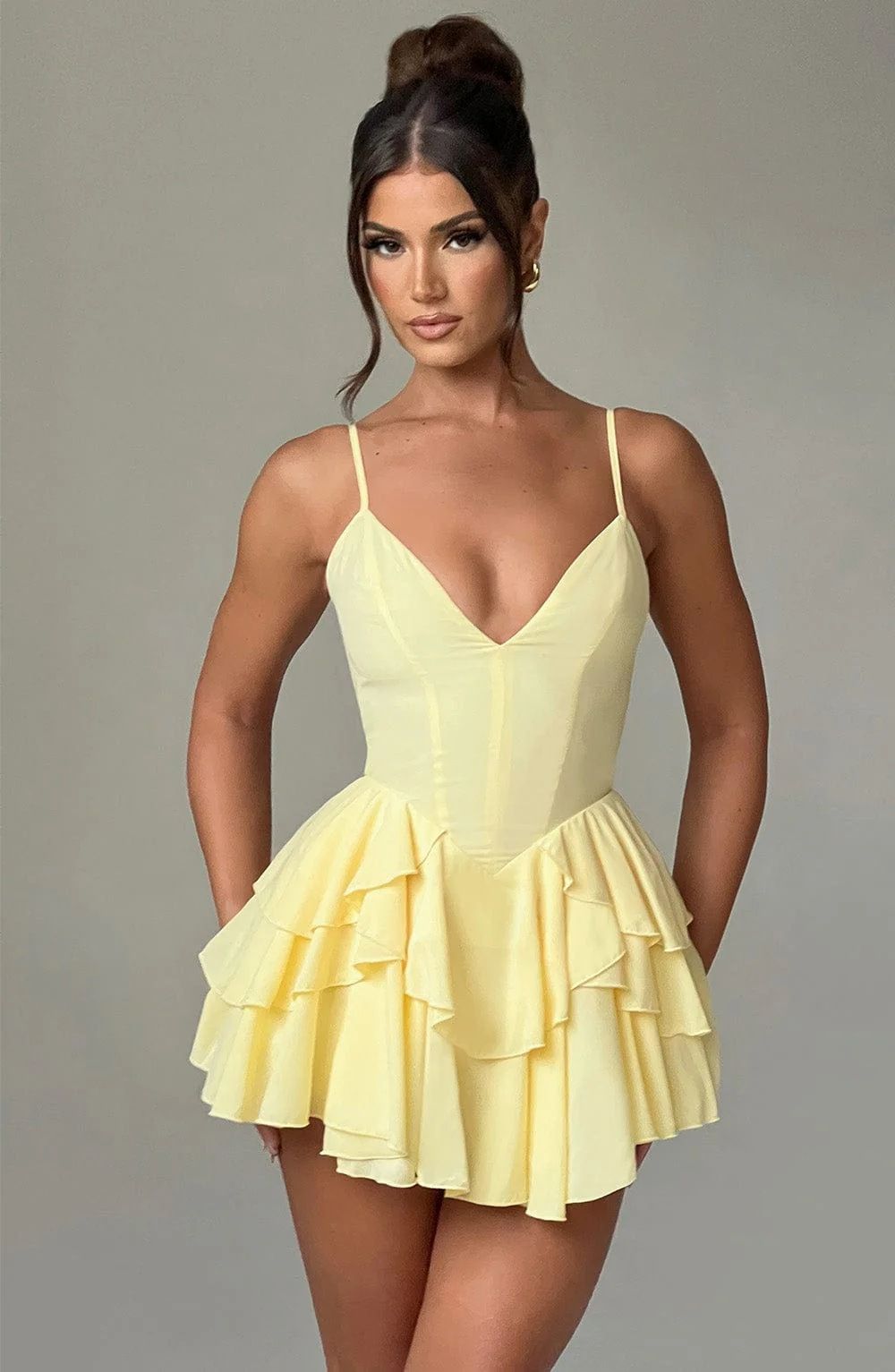 European And American Style Women's Clothing 2024 New French Sexy Deep V Backless Ruffle Strap High-end Dress For Women_ecoleips.com